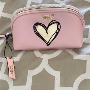 VS MAKEUP BAG